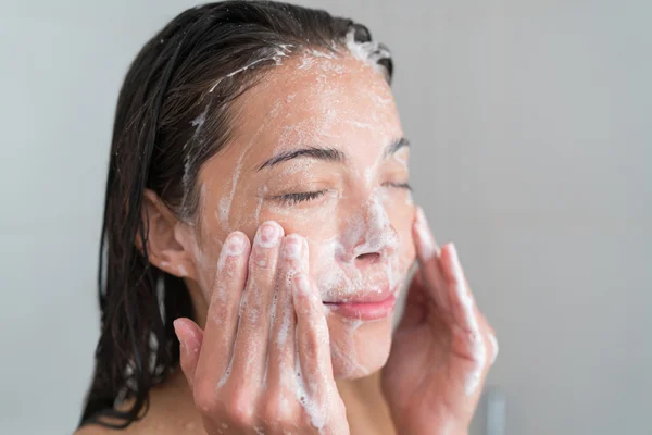 Opakowanie CeraVe Punktowych Plasterków na Wypryski.